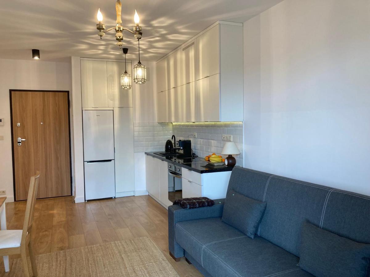 Modern In Centre Of +free Parking Apartment *